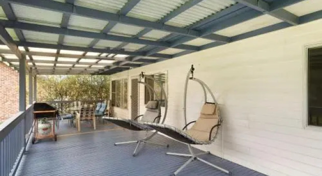 Pet-friendly Beach House @ Kianga