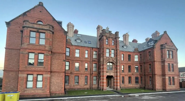 Gibson Manor Apartments, Varaa Huoneisto Asunnot kohteessa Merseyside, Huoneisto