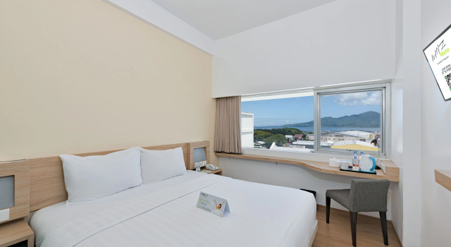 Двухместный номер Superior Whiz Prime Hotel Megamas Manado
