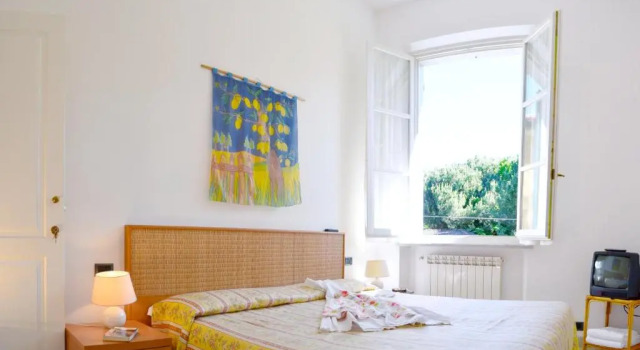 Hotel Villa Fiorisella, Забронировать Отель Отели Массы 3 звезды, 3*
