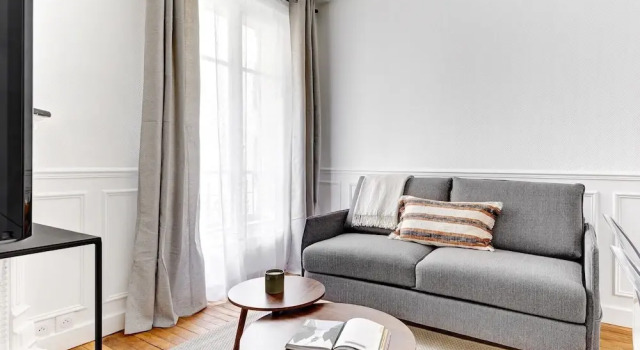Chic 1BR by Eiffel Tower & Champ de Mars, Забронировать Апартаменты/квартира Париж Иль-де-Франс, рядом с Espace Nadeshiko Paris France