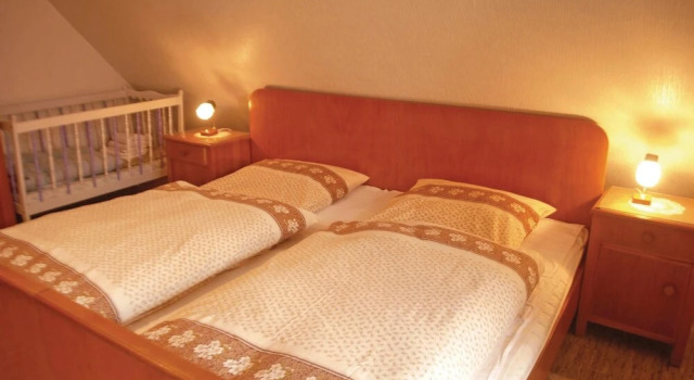 2 Bedroom Amazing Home In Alpirsbach-Römlinsdorf, Reserva ahora Hotel  