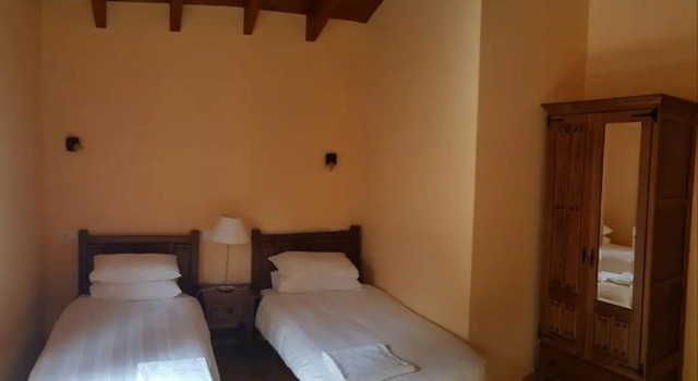 El llagar, Rezervați Hotel Amieva Picos de Europa