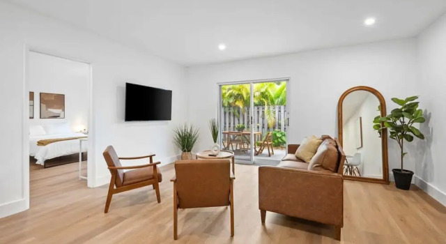 Spacious 2 BR Sailboat Bend, Забронировать Апартаменты/квартира Апартаменты Форт-Лодердейл, рядом с Intracoastal Waterway, Апартаменты/квартира