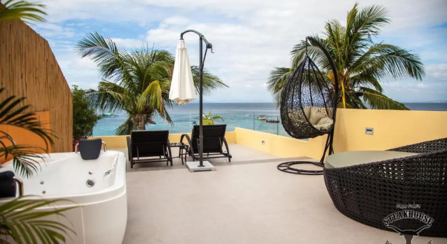 Номер Standard с видом на море Papa Freds Beach Resort