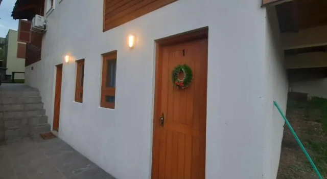 Люкс Casa Aconchegante ou Suítes Privativas
