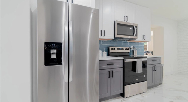 Beautiful Luxury Open Concept 5 Bedroom 3 Bathroom Modern Home, Réserver Hôtel West Palm Beach 