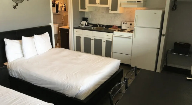 Номер Deluxe Maple Leaf Motel & RV Park Resort