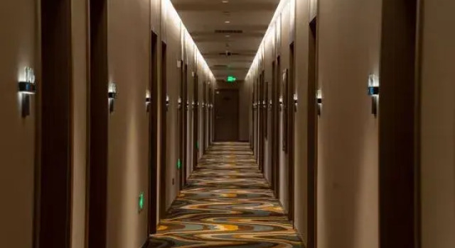 Shell Hotel Beijing Wukesong 301 Hospital Store, Book Hotel Hoteller i Beijing Province med parkering, Parkering