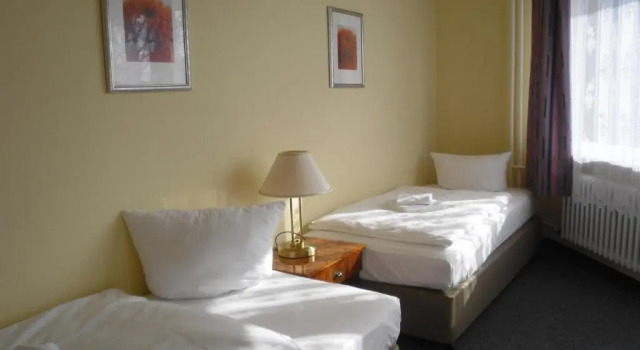 Четырёхместный номер Standard Hotel Amadeus Central