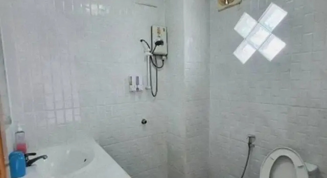 Семейный номер Standard с балконом Marin House Pattaya