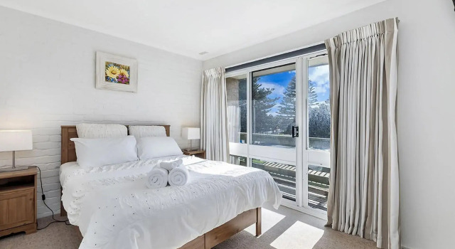 Beach Terrace 4, Book Hotel Port Fairy Victoria