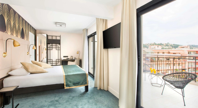 Четырёхместный номер Standard Best Western Journel Nice Saint-Laurent-du-Var