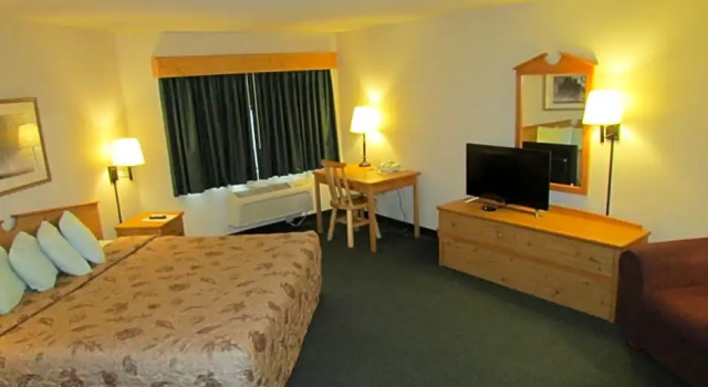 Номер Executive Shell Lake Lodge, a Travelodge by Wyndham