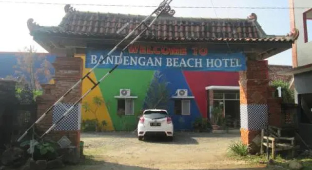 Bandengan Beach Hotel