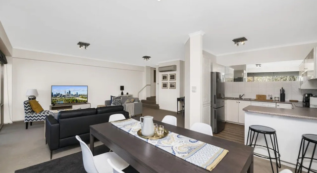 Апартаменты Comfort Accommodate Canberra - The Summit