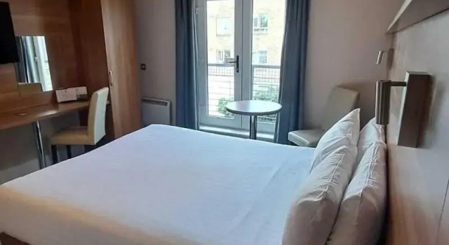 Номер Standard Riverside Suites Hotel
