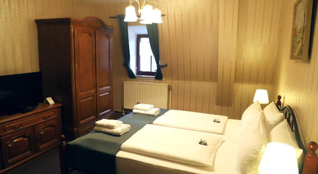 Номер Standard Hotel Schwarzer Adler
