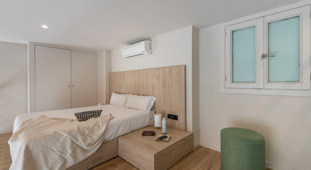 Líbere Madrid Palacio Real, Забронировать Отель Отели Мадрида 3 звезды, рядом с Barcelo Theatre, 3*