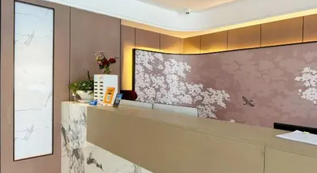 Guiyang Zhuyue Light House Hotel, Забронировать Отель Nanming District Гуйян, рядом с Железнодорожный вокзал Гуйян