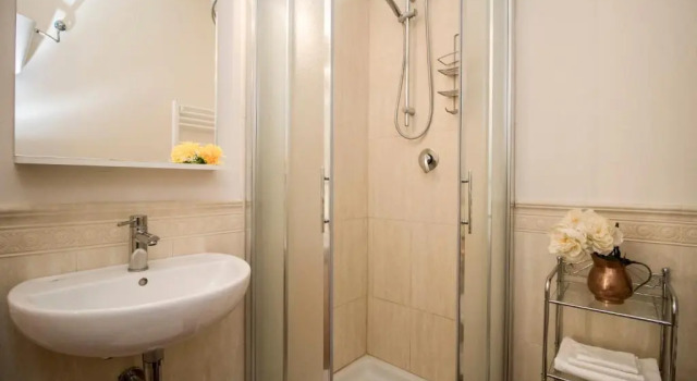 La Torre Holiday House, Book Hotel Hotels in Pisa with Parking, Parking