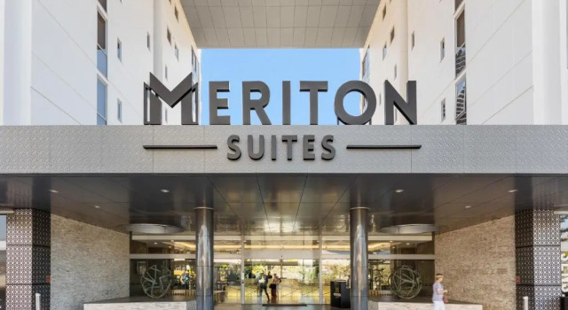 Meriton Suites Broadbeach, Gold Coast