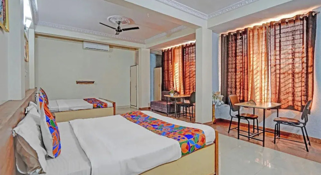 Fabhotel Sandalwood Vibes