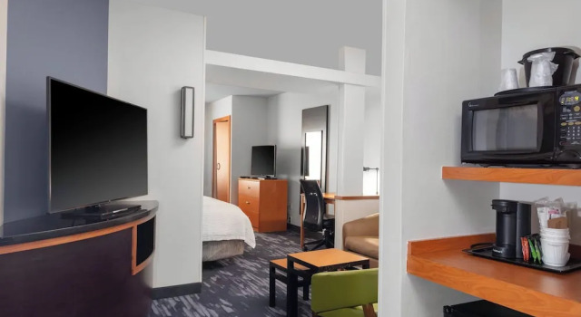 Двухместная студия Fairfield Inn & Suites by Marriott Wichita Downtown