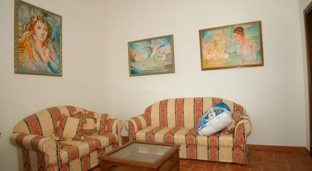 Exquisite Farmhouse in Pupaggi With Swimming Pool, Varaa Hotelli Sellano Umbria