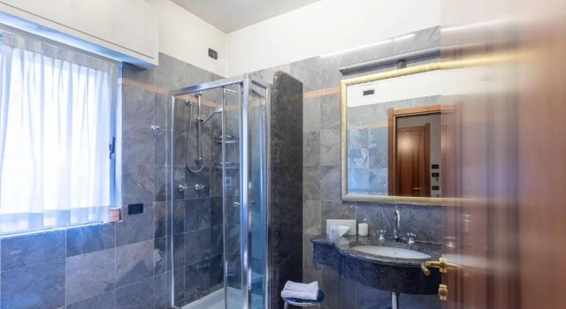 Трёхместный номер Hotel Sunflower