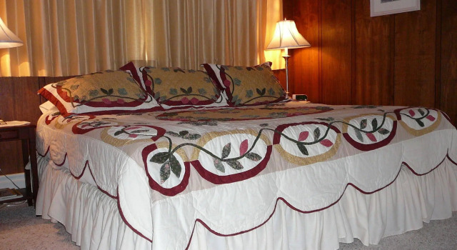Kiana Lodging