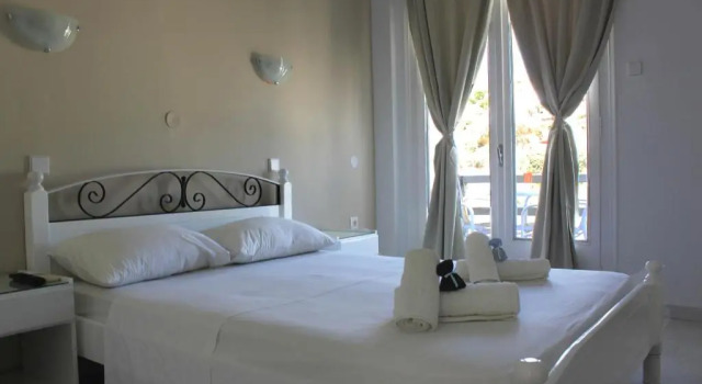 Двухместный номер Standard с балконом Syros Holidays