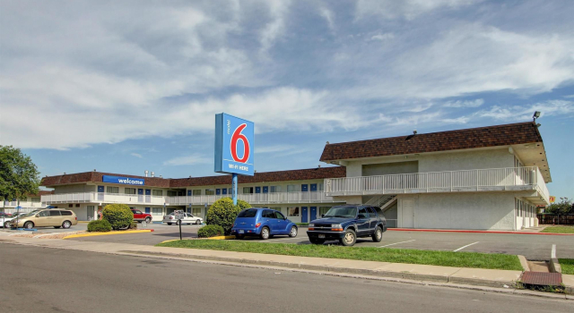 Motel 6 Denver, CO - Airport