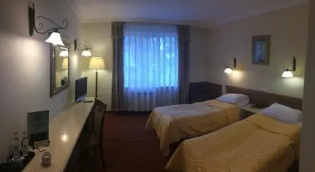 Hotel Colosseum, Забронировать Отель Отели Мазурия с парковкой, Парковка