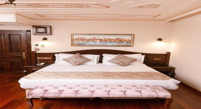 Bender Hotel