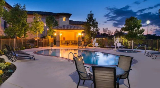 Кровать в общем номере TownePlace Suites by Marriott Thousand Oaks Ventura County