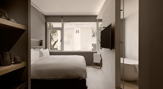 Economy Zimmer Daybreak