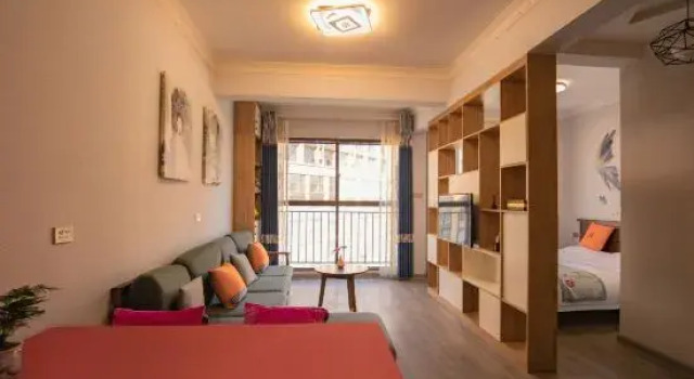 Двухместный люкс Deluxe c 1 комнатой Muzi Yaju Homestay (Guilin Luhu International Peanut Tang Store)