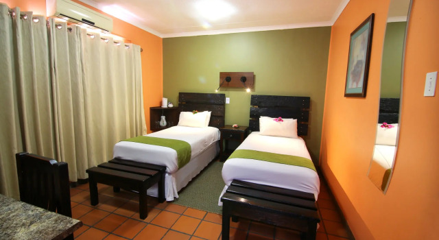 Kalahari Arms Hotel