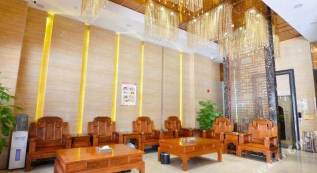 Long Yu Hotel, Boek Hotel Hotels in Guangdong met parkeren, Parkeren