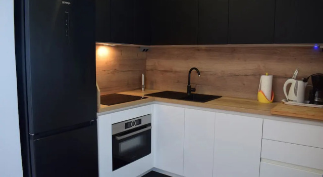 Апартаменты с балконом и с видом на море Apartment Leah