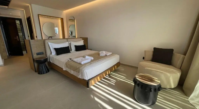 Люкс Seethrough Mykonos Suites