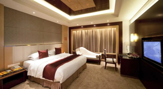 Yixing Grand Hotel, Book Hotel 5-Star Hotels in Yixing, 5*
