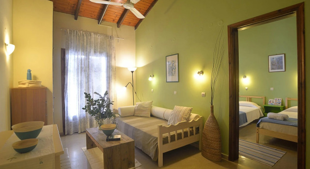 Captain's Apts Barbati, Забронировать Отель Барбати 