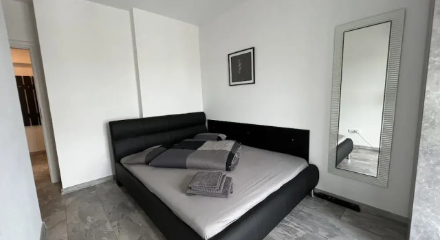 Cozy 2-Room Penthouse Lakeview W14, Rezerwuj Hotel Hotele w Ilfov z parkingiem, Parking