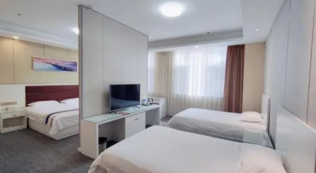 Люкс Deluxe Mintai Select Hotel (Zibo Vientiane Huiba Daju Branch)