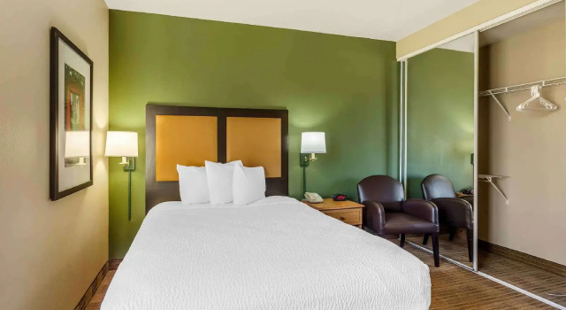 Studio 6 Extended Stay Chicago Vernon Hills Lincolnshire IL, Забронировать Отель Отели Иллинойс 4 звезды, 4*