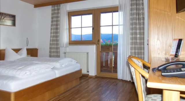 Двухместный номер Standard Hotel zur Linde - Bayerischer Wald - aktivCard mit 154 kostenfreien Leistungen - kostenloser Parkplatz