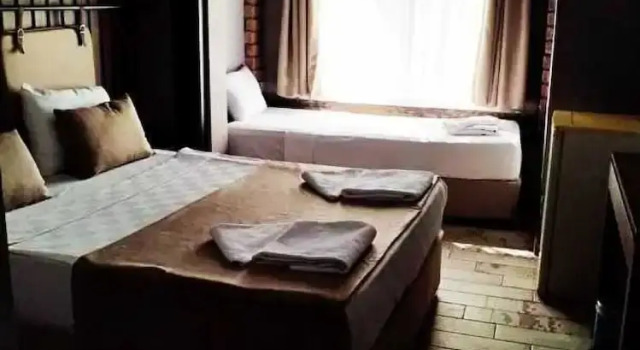 Трёхместный номер Comfort Цокольный этаж Oli̇vi̇a Hotel