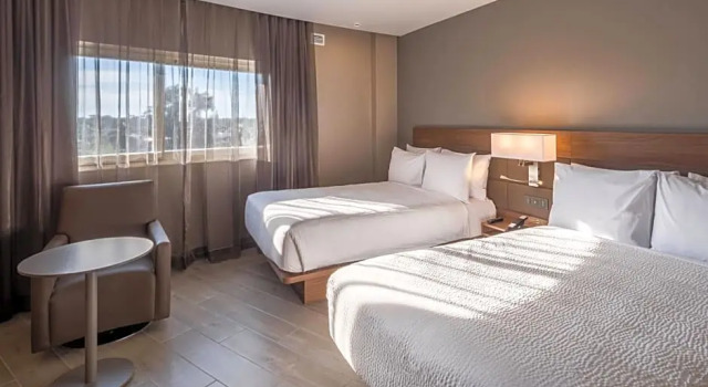 Номер Standard AC Hotel by Marriott Guadalajara Expo